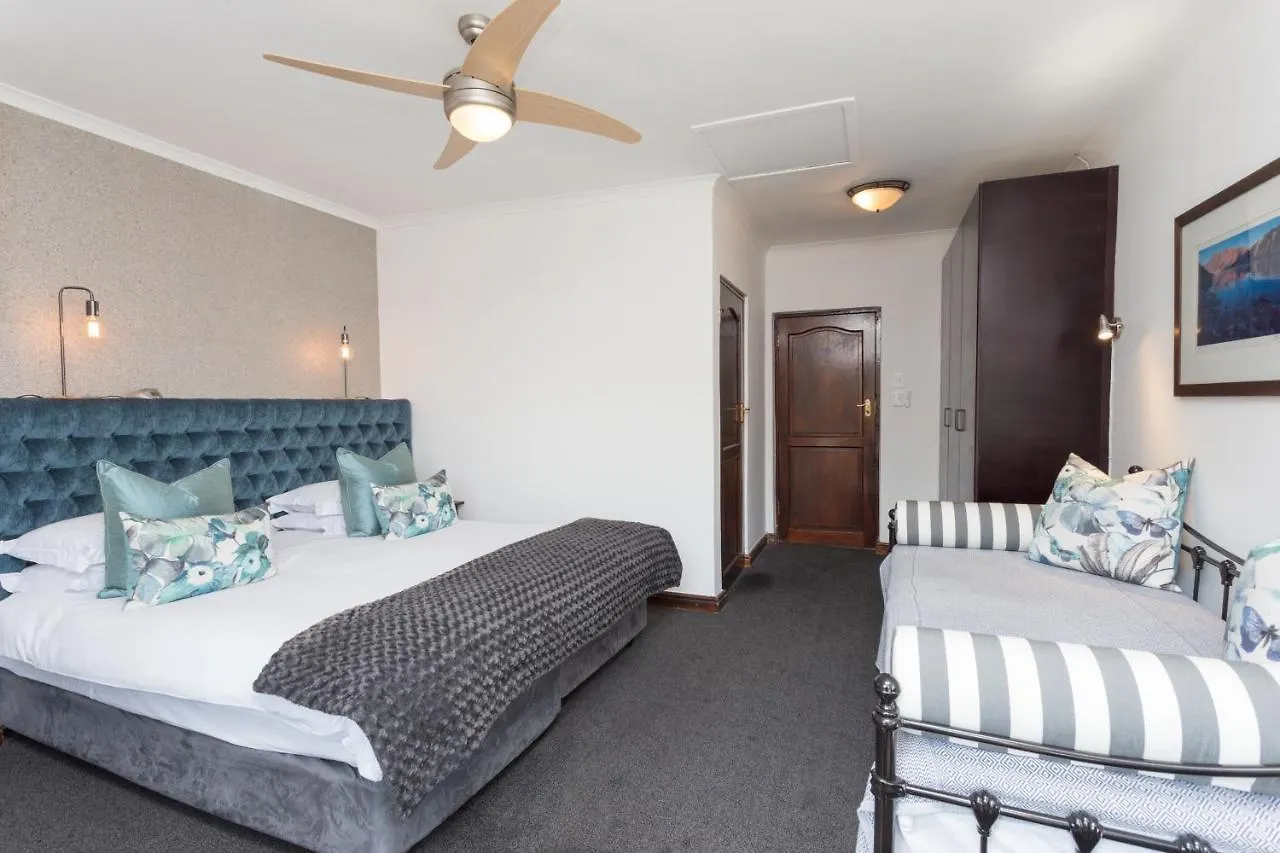 Maartens Guesthouse Le Cap 3*,